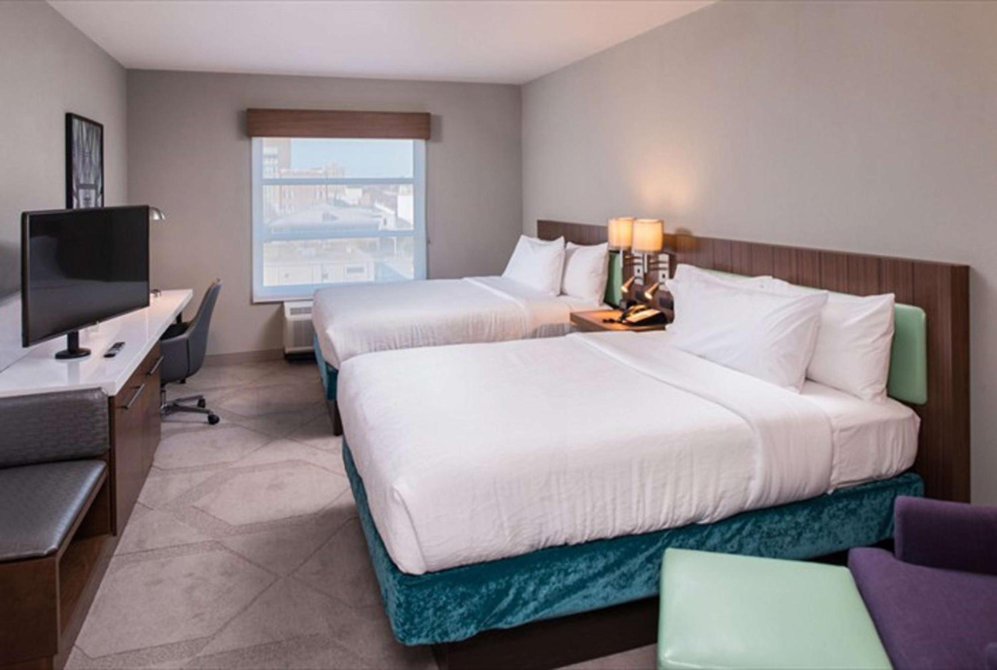 Hilton Garden Inn Little Rock Downtown Екстериор снимка