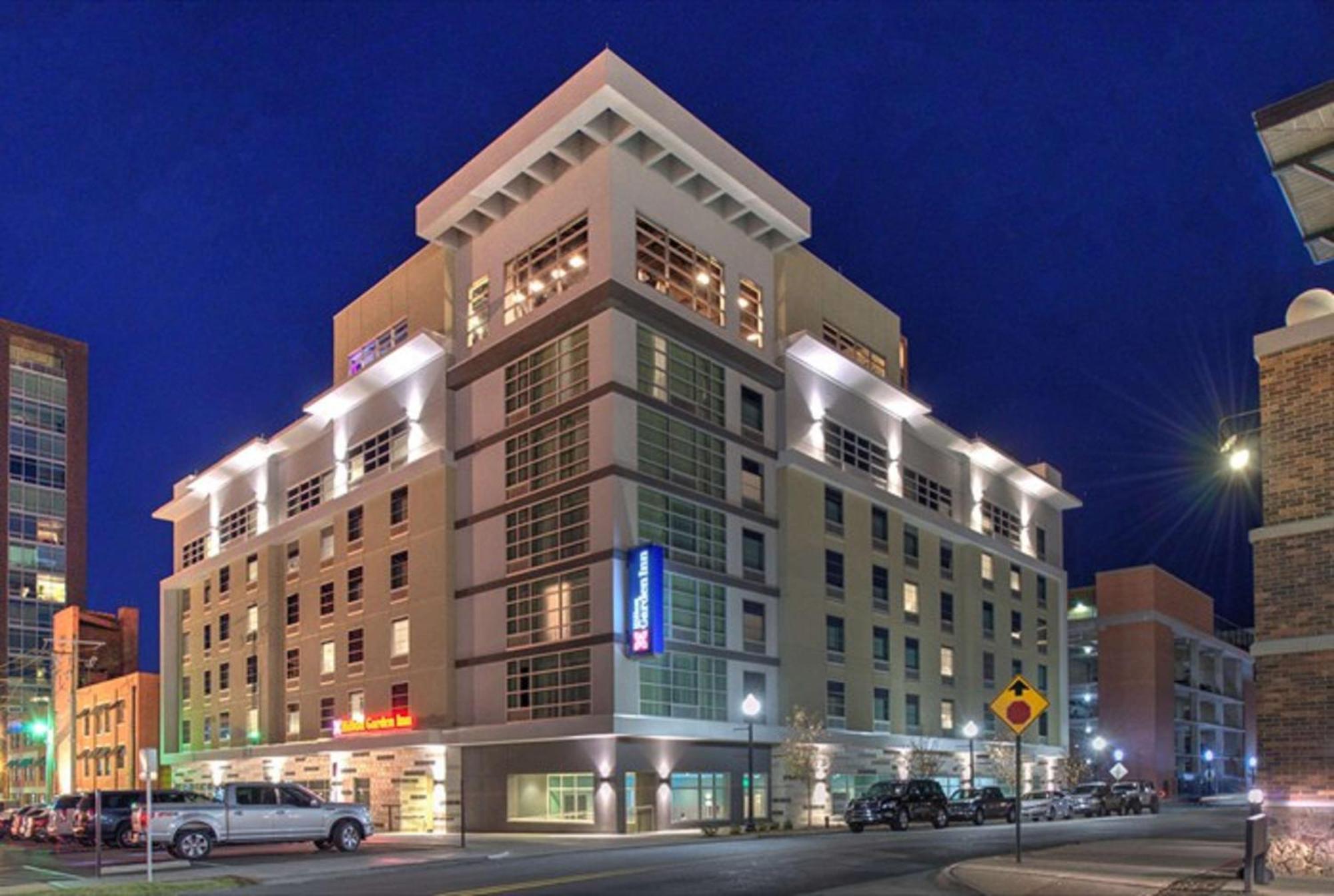 Hilton Garden Inn Little Rock Downtown Екстериор снимка